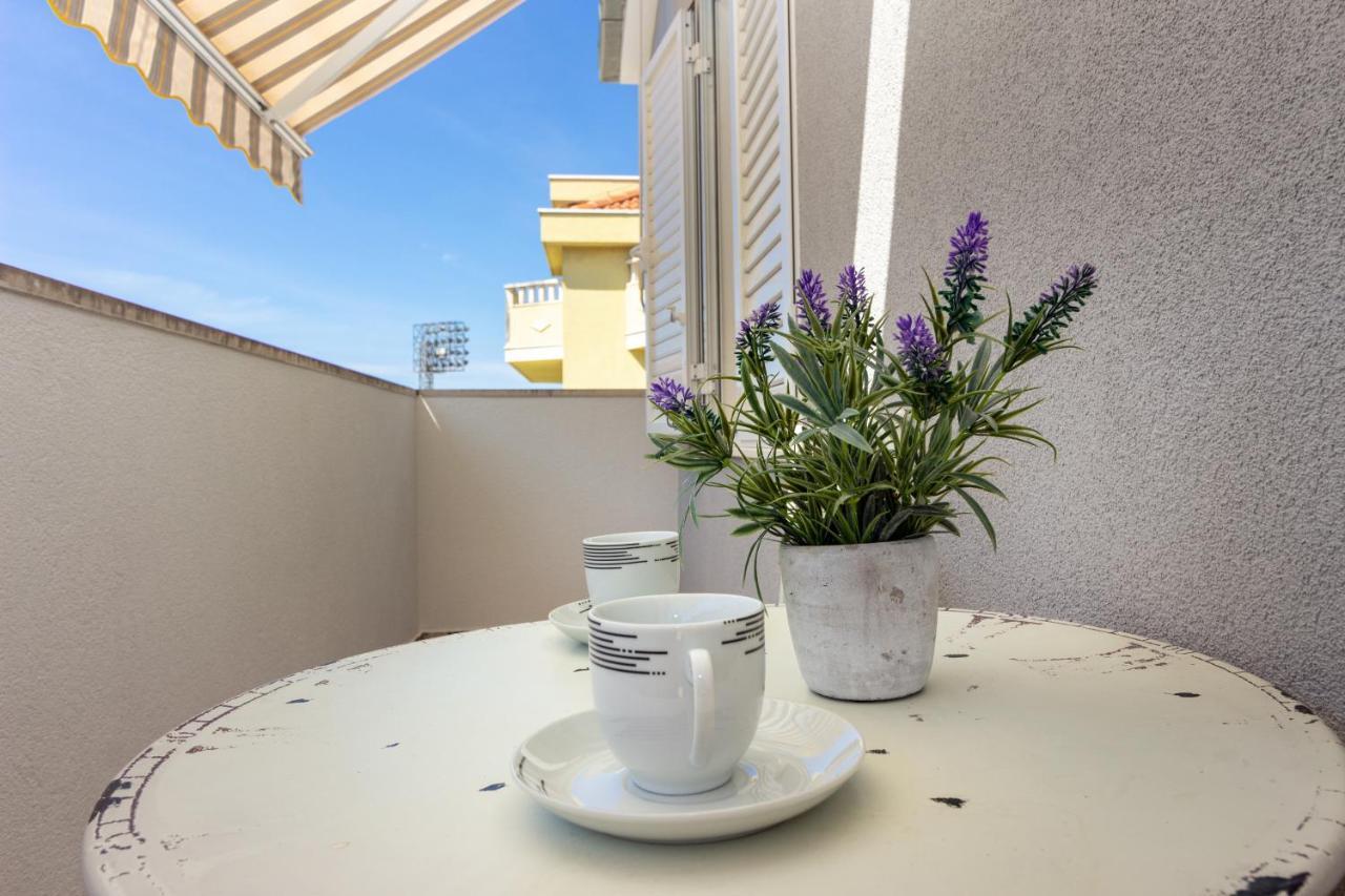 Apartment Fortunella Split Bagian luar foto