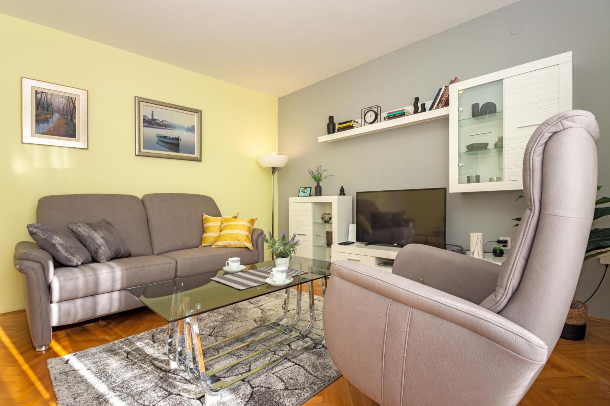 Apartment Fortunella Split Bagian luar foto
