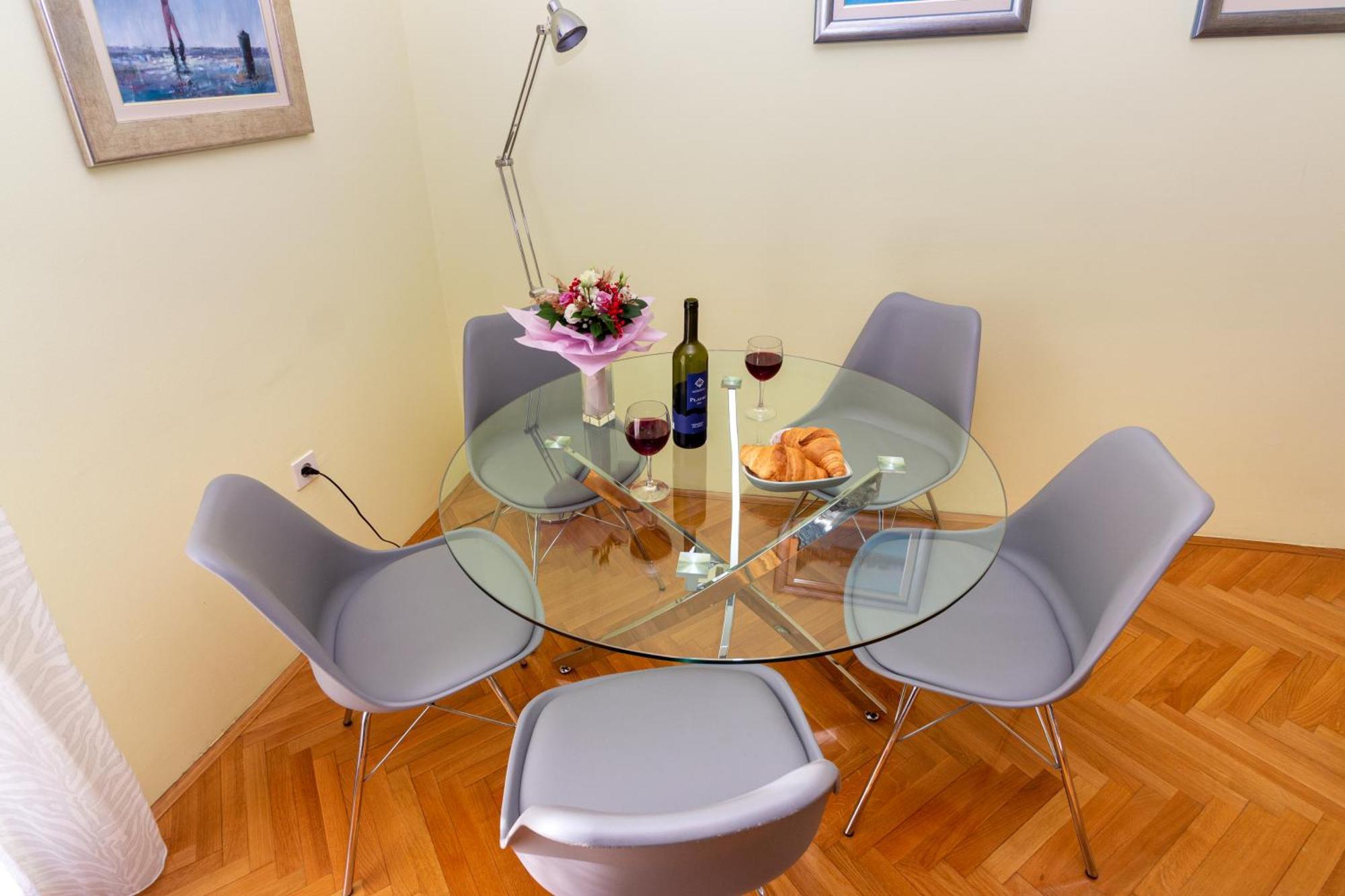 Apartment Fortunella Split Bagian luar foto